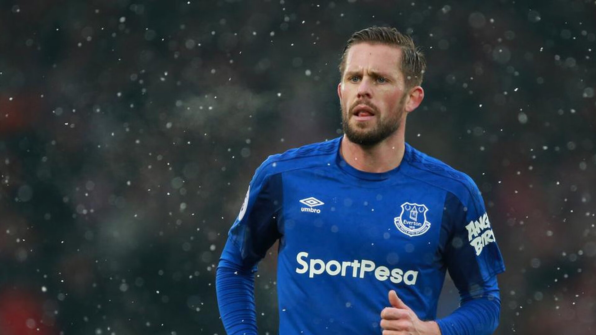 凯莉·麦基翁为未来赛事蓄力，凯莉·麦吉利斯现照