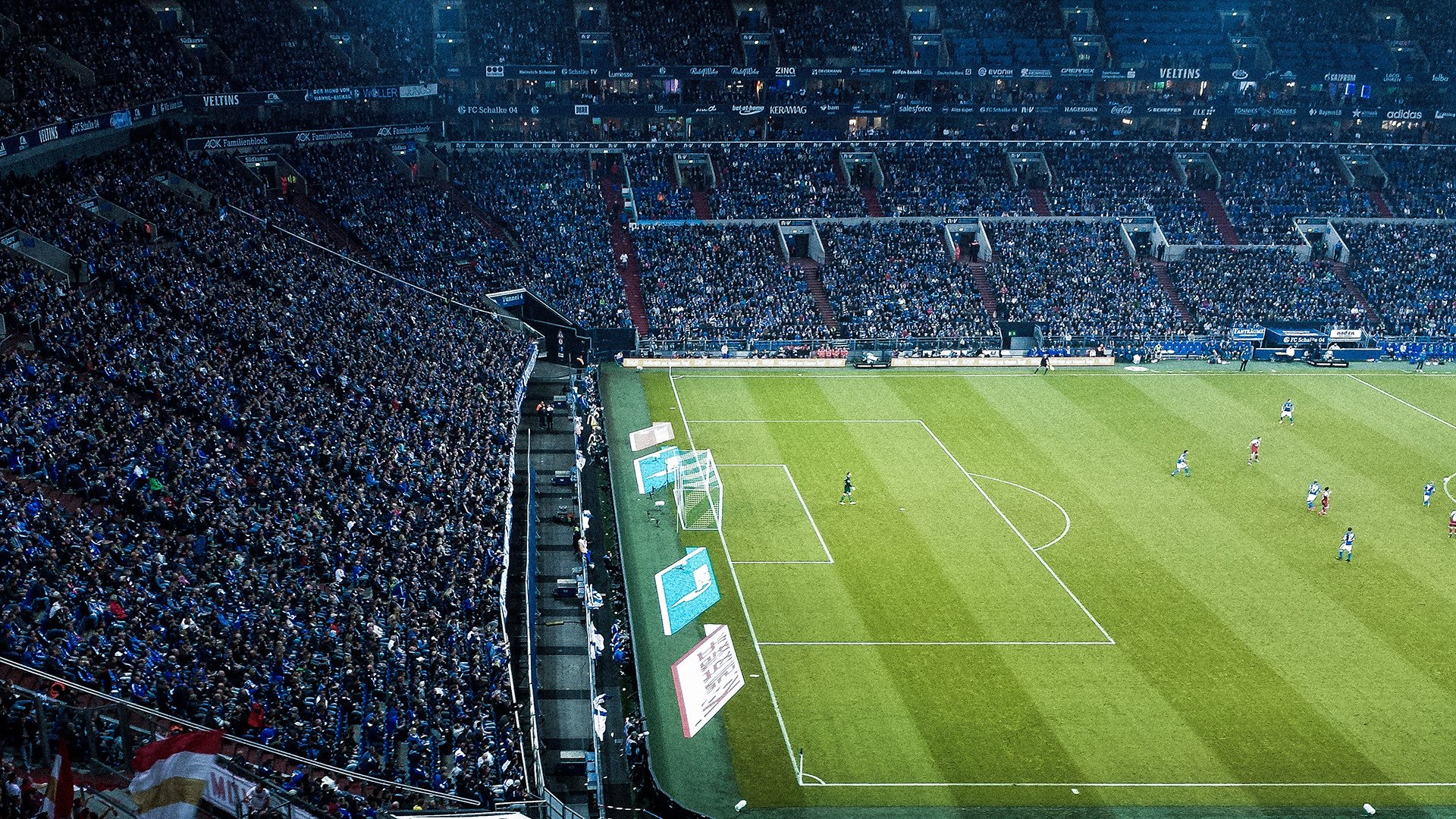 中超冠军争夺战进入白热化，中超争冠赛