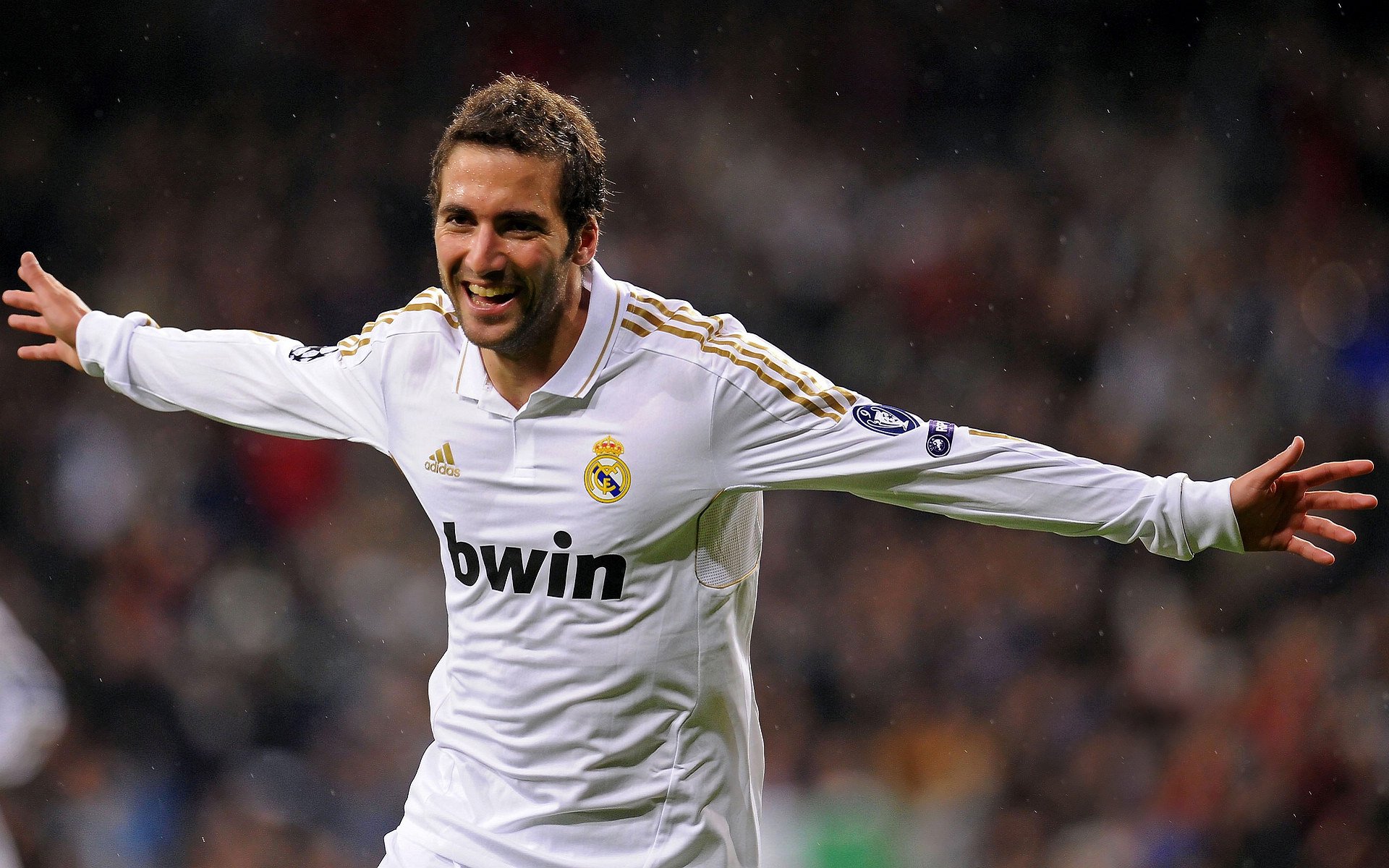 曼城再度零封对手,瓜迪奥拉称满意,曼城还要让瓜迪奥拉客串设计师